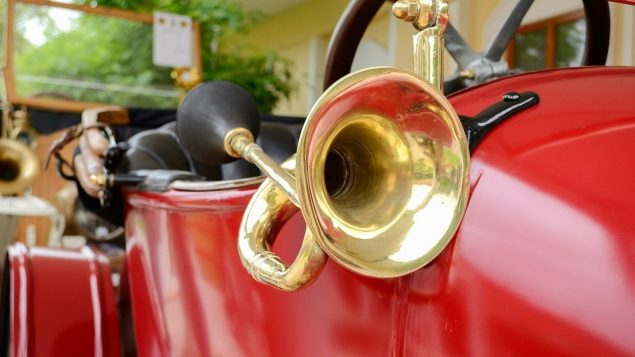 Claxon de Tres Cornetas Musical Hella Sorpaso – DITESAC