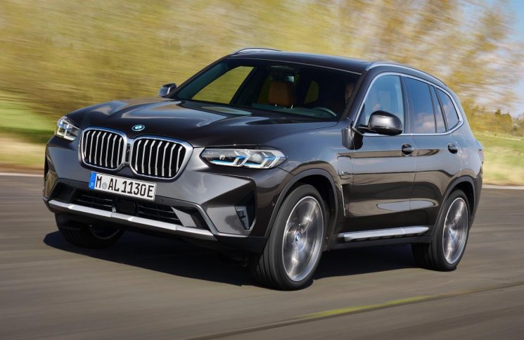 Bmw x3 как открыть капот