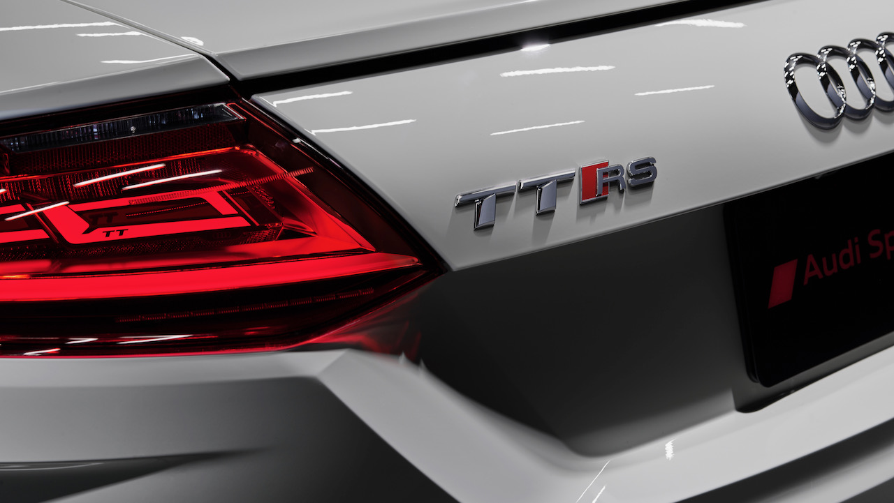 Audi-TT-RS-Heritage-Edition-16.jpeg