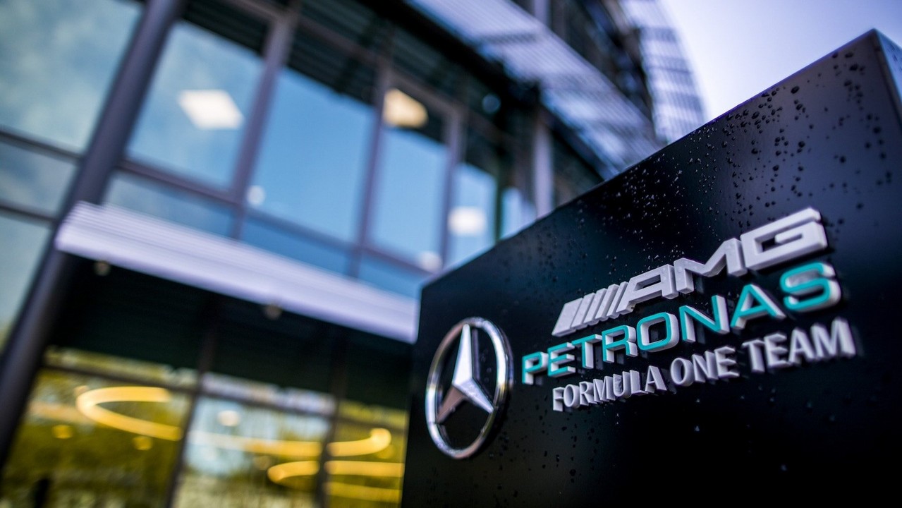 Mercedes-AMG Petronas F1 Team &#8211; Fabrica 2