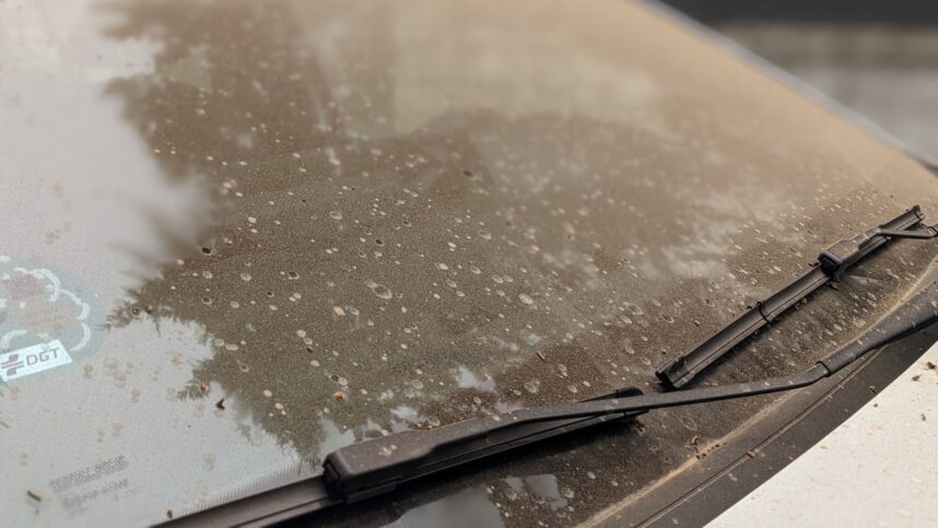 Cuidado con la pintura blanca y otros consejos imprescindibles para  conducir con lluvia