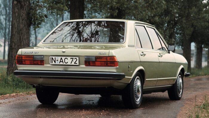 Audi-80-GLS-4-Puertas-Sedan-1976-B1-3-70