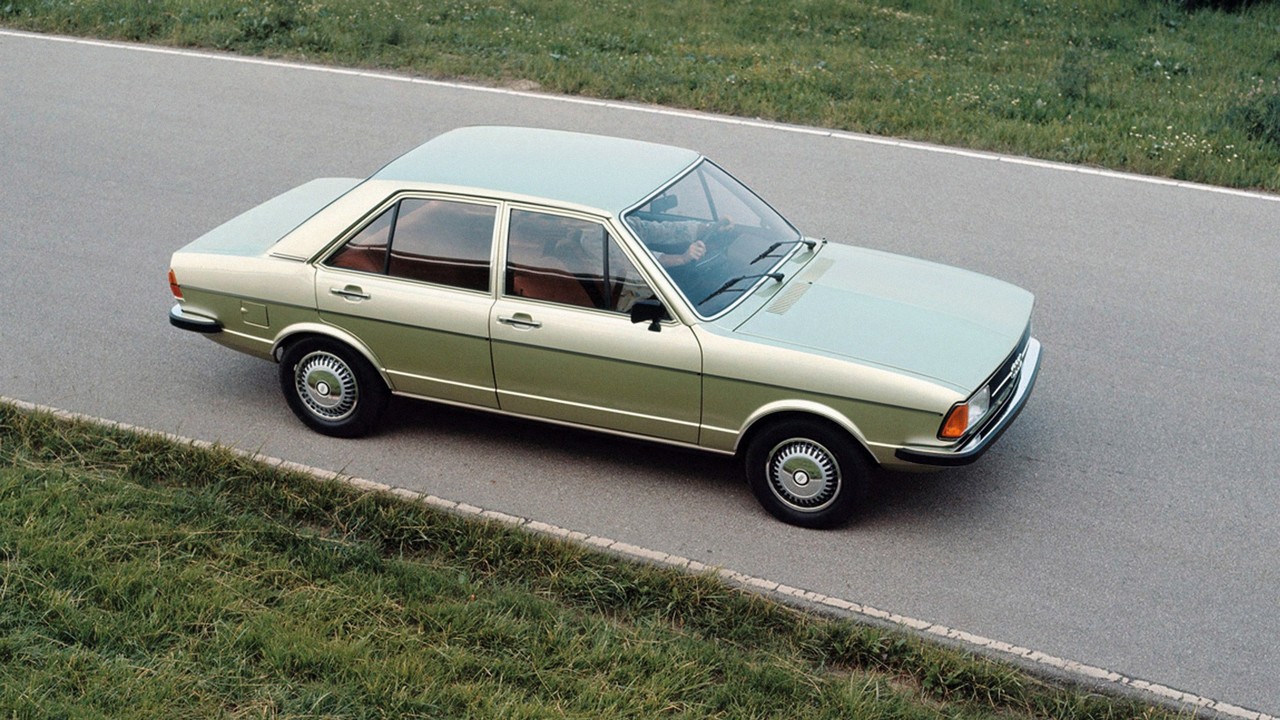 Audi-80-GLS-4-Puertas-Sedan-1976-B1-4.jp