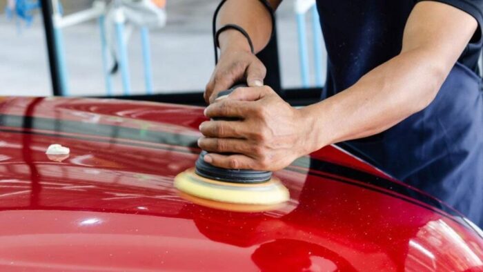 Cómo pulir tu coche, paso a paso, por pocos euros y dejarlo como nuevo