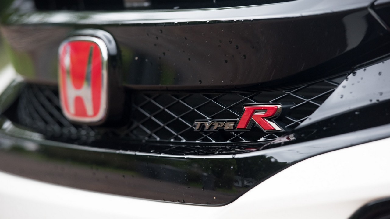 2019-Honda-Civic-Type-R-logo