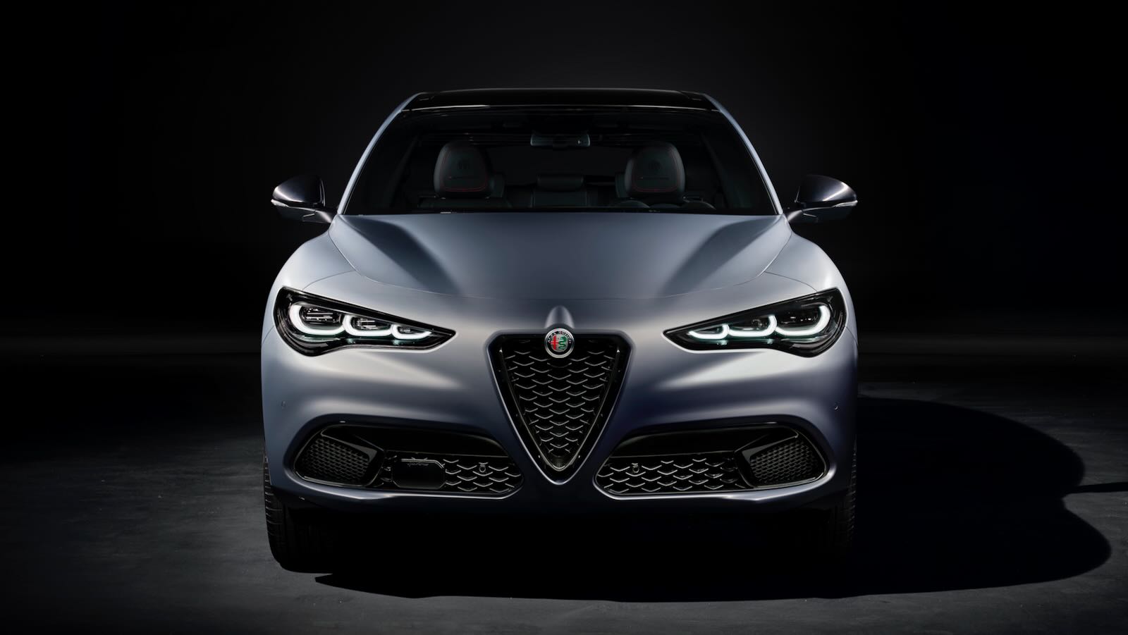 Alfa Romeo Stelvio 2023 &#8211; 3