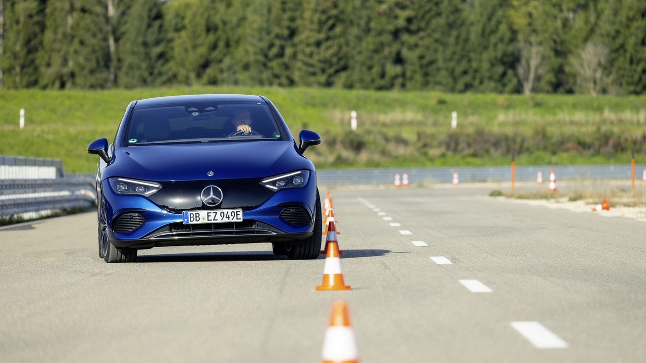 Mercedes wants to eliminate road accidents by 2050.