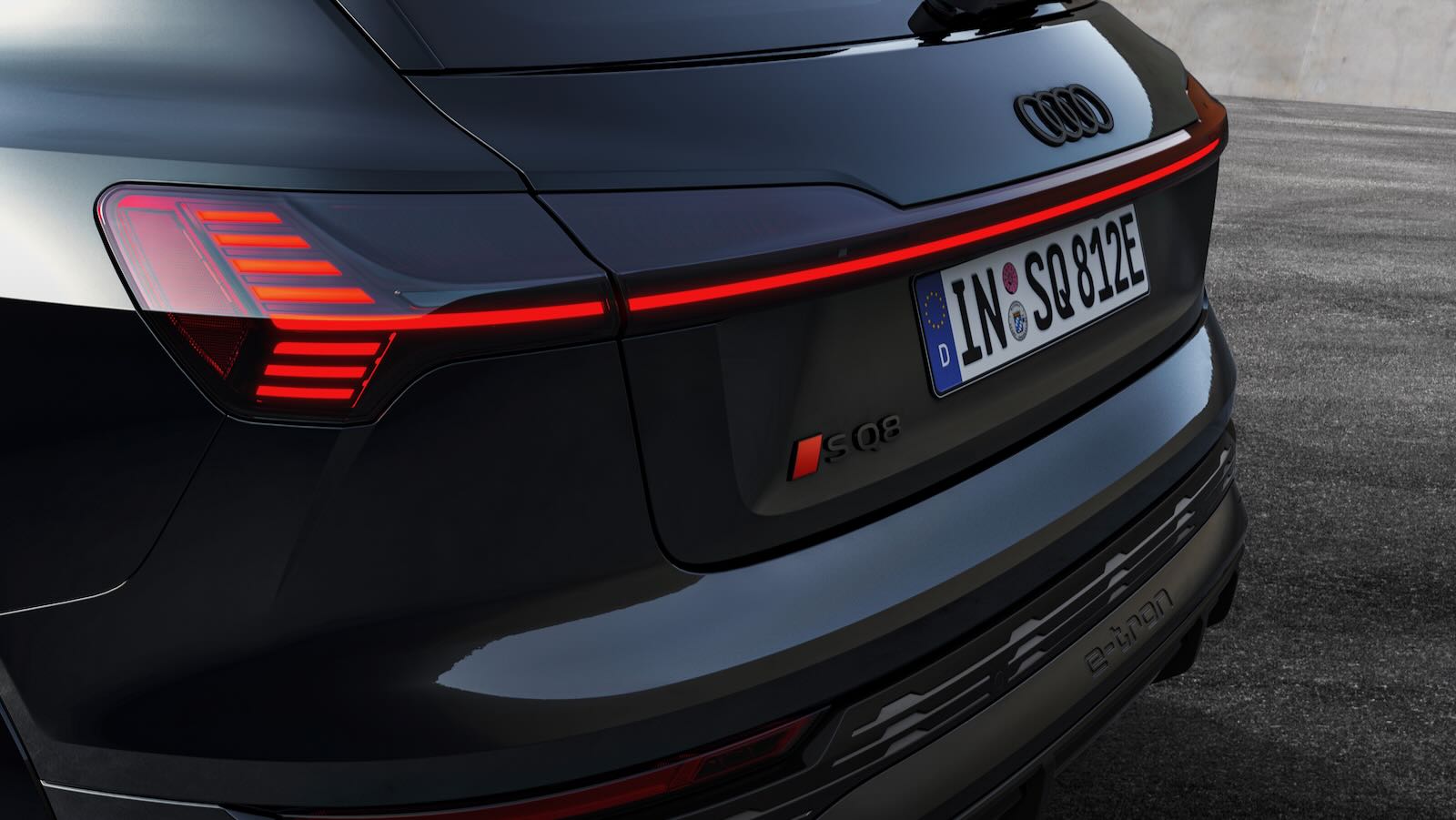 Audi-SQ8-e-tron-quattro-2023-detalle-5.j