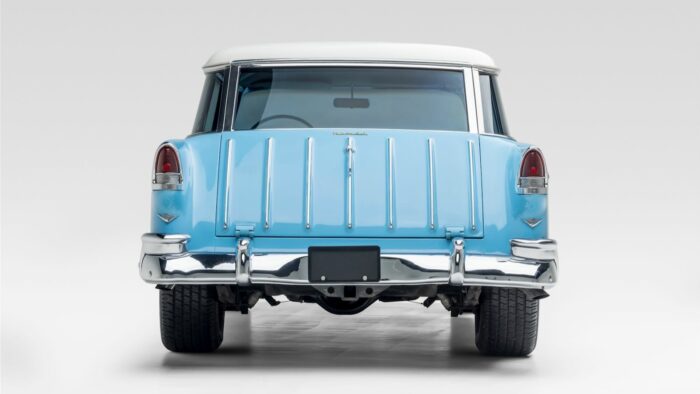Chevrolet-Bel-Air-Nomad-1955-10-700x394.