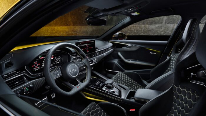 Audi-RS-4-Avant-edition-25-years-18-700x