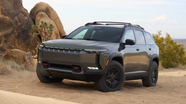 Jeep-Wagoneer-S-Trailhawk-Concept-19-635