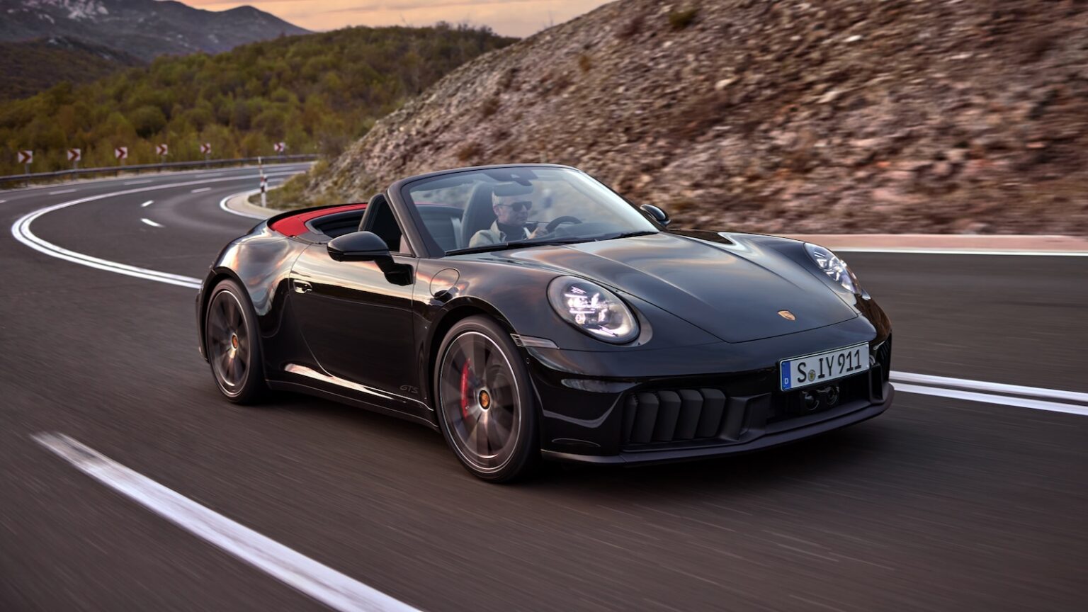 Porsche 911 Cabrio 2025 | Precios | Motores | Equipamientos