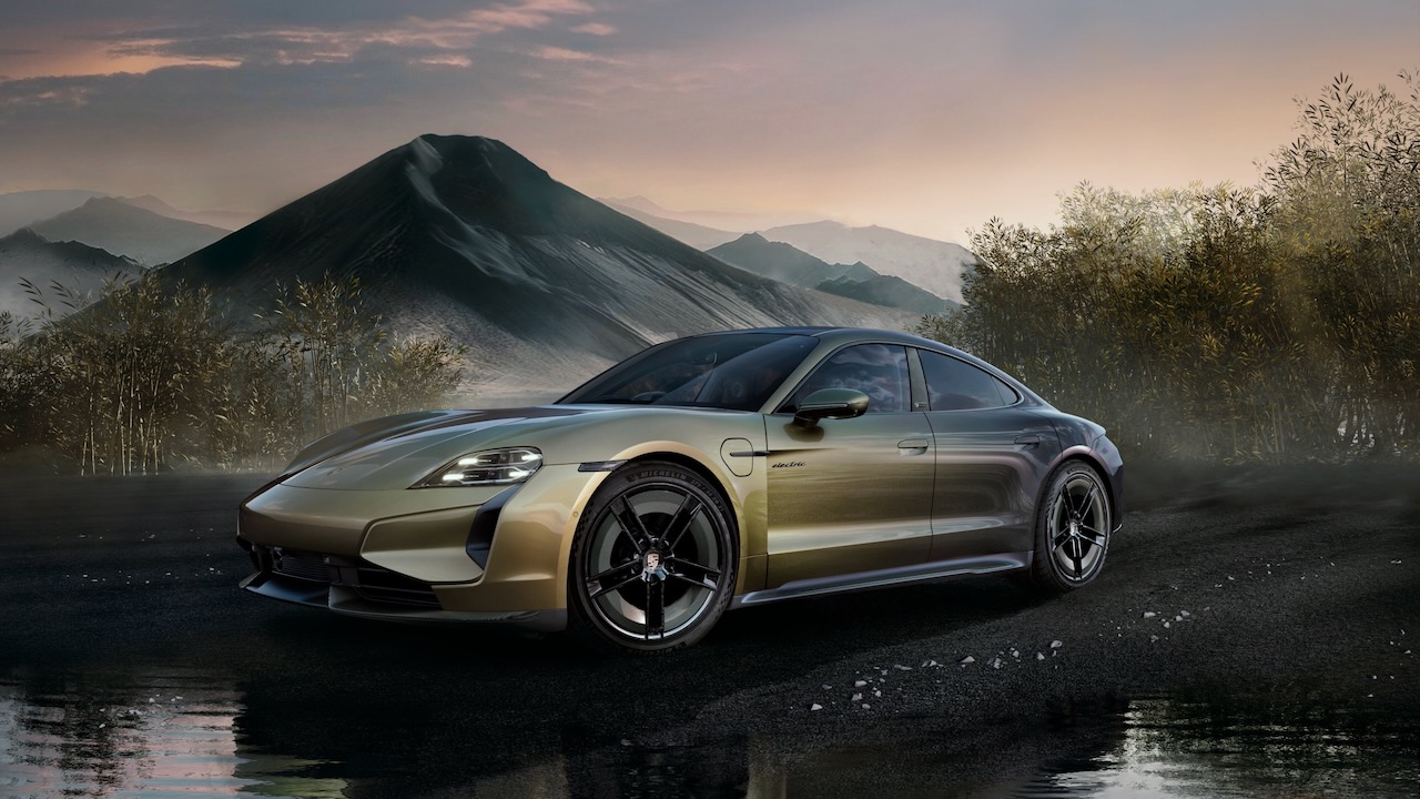 Porsche Taycan Turbo S Celestial Jade &#8211; 1