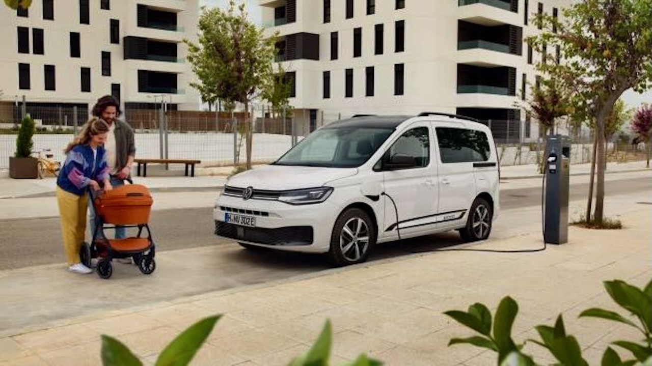 Volkswagen Caddy eHybrid 2025 &#8211; 2