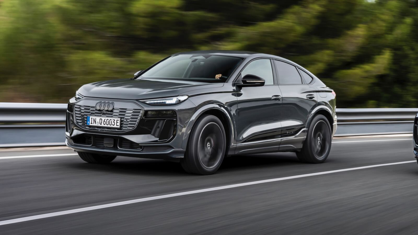 Audi Q6 Sportback e-tron / Audi Q6 SUV e-tron