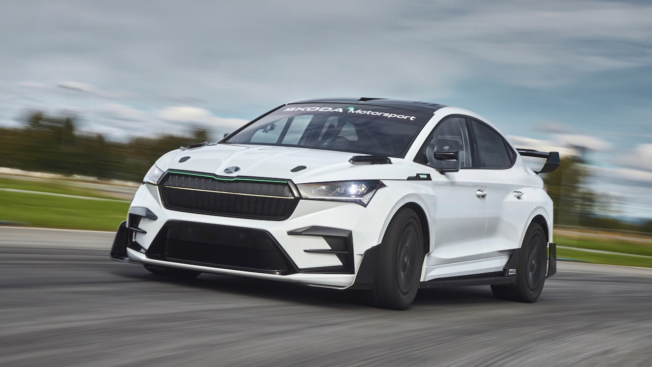 Skoda Enyaq RS Race &#8211; 27