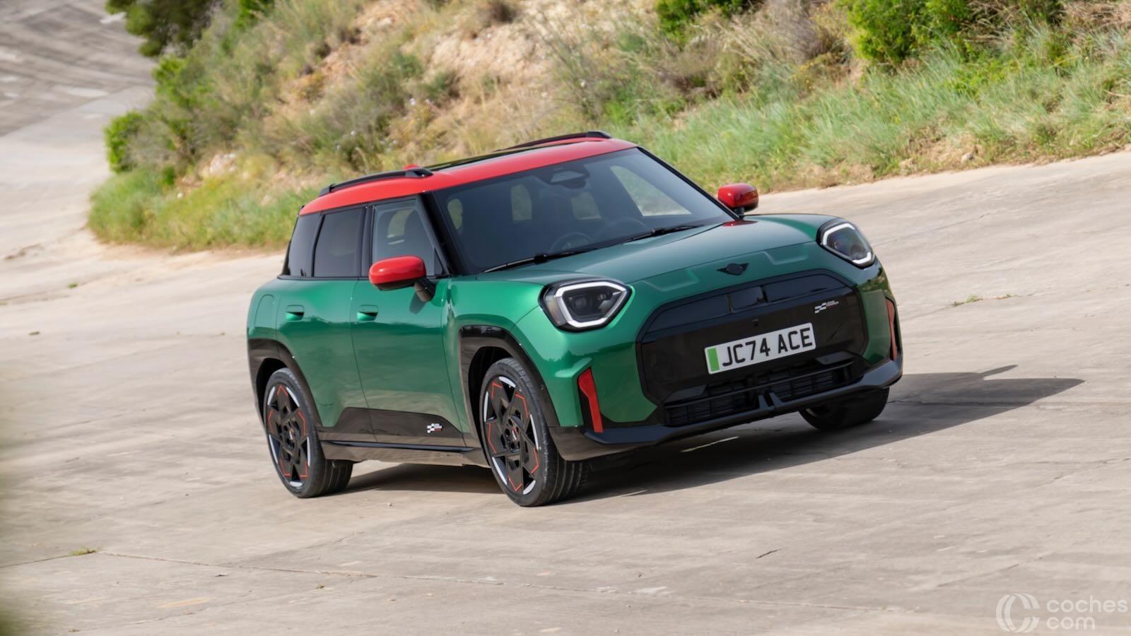 Mini Aceman John Cooper Works Electric 2025