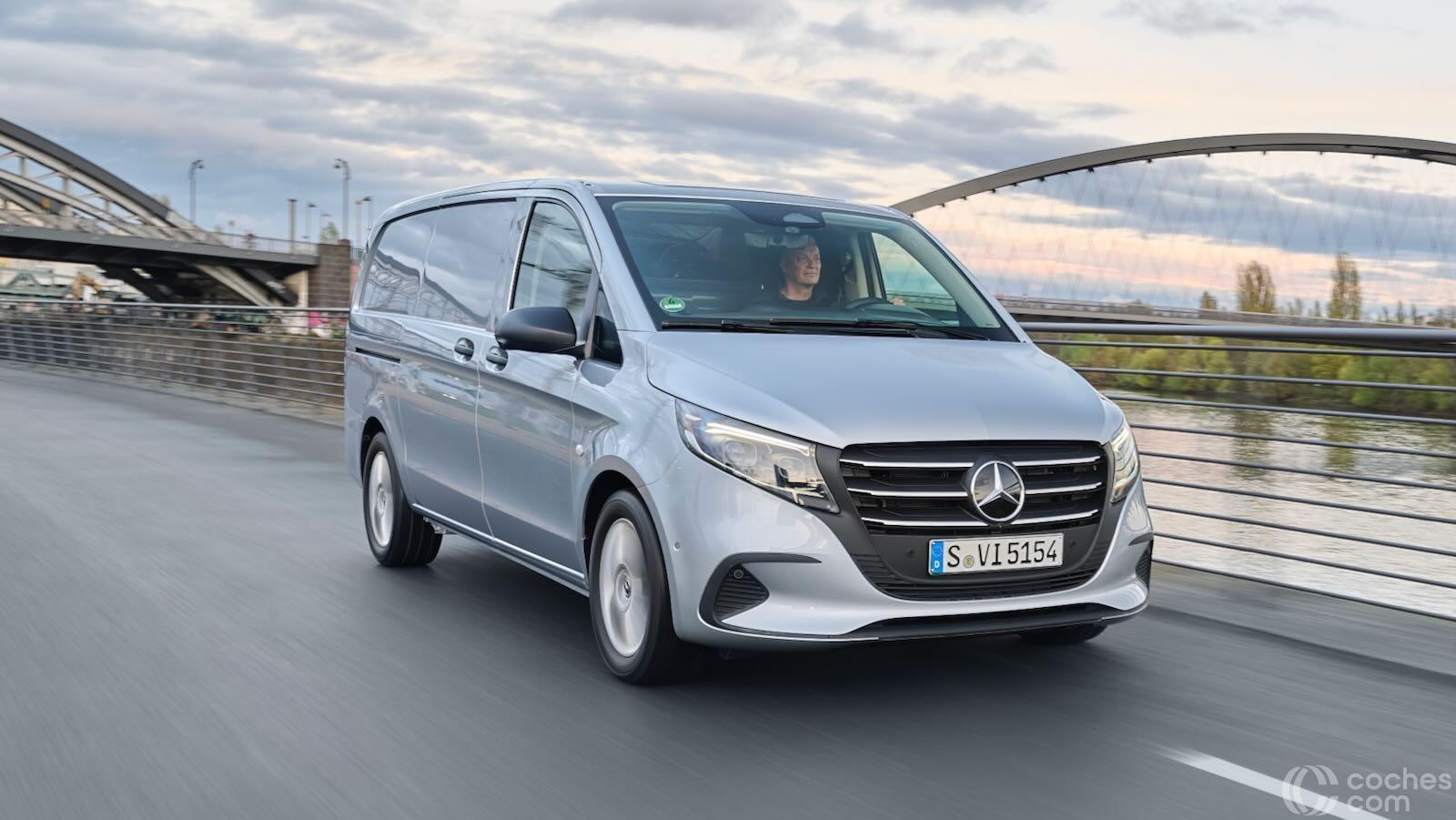 Mercedes Vito Furgon Largo 2024