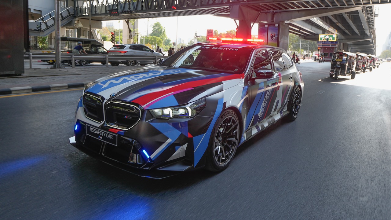 BMW M5 Touring Safety Car MotoGP &#8211; 15